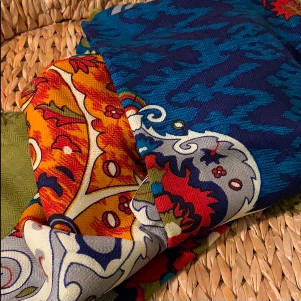 New XL Super Soft Wool Scarf - Picture 8 of 8